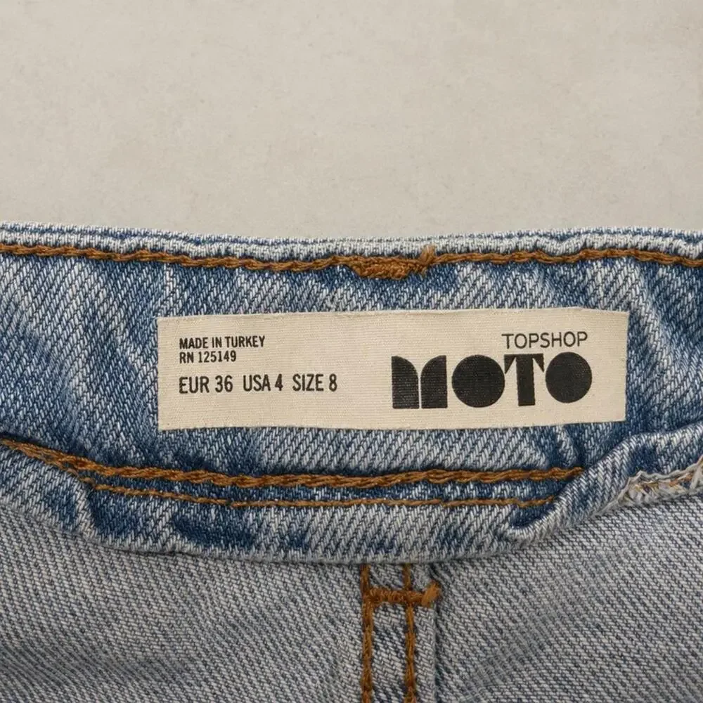 Topshop Moto Zip Front Denim Mini Skirt Light Wash Size 4